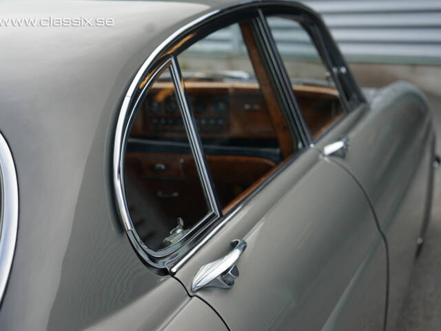 Jaguar Mk X 3.8
