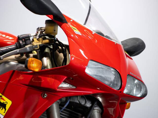 Ducati 916