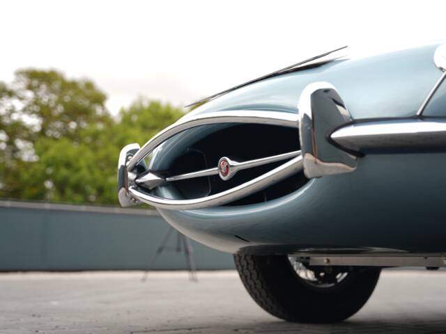 Jaguar E-Type 3.8