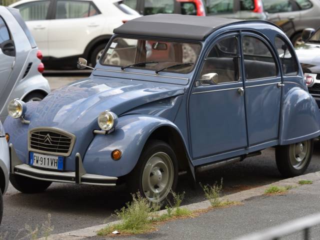 Citroën 2 CV 6