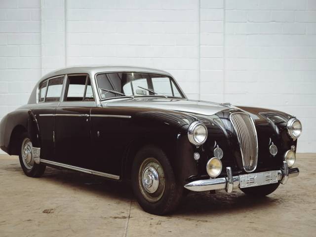 Image 1/8 of Lagonda 3 Litre MK II (1956)