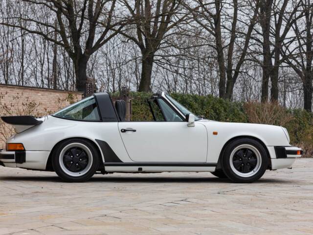 Porsche 911 Carrera 3.2 (WTL)