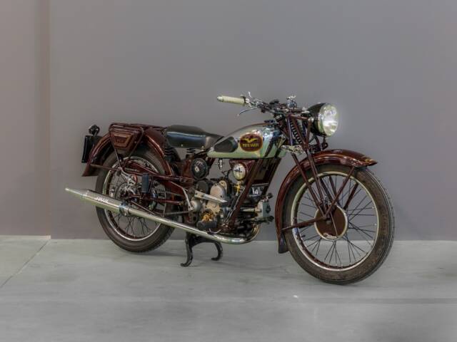 Image 1/10 of Moto Guzzi DUMMY (1935)