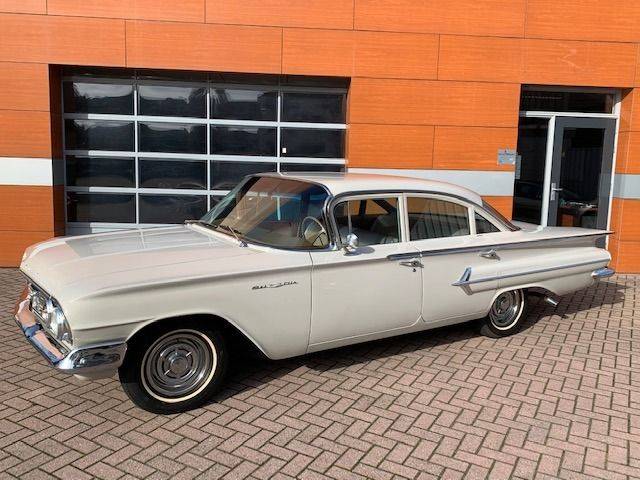Image 1/9 de Chevrolet Bel Air Sedan (1960)