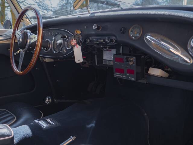 Austin-Healey 100/6 (BN4)