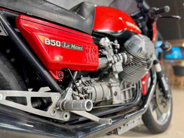 Moto Guzzi 850 LeMans