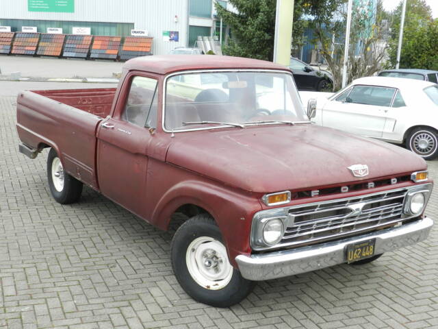 Immagine 1/74 di Ford F-100 Styleside (1966)