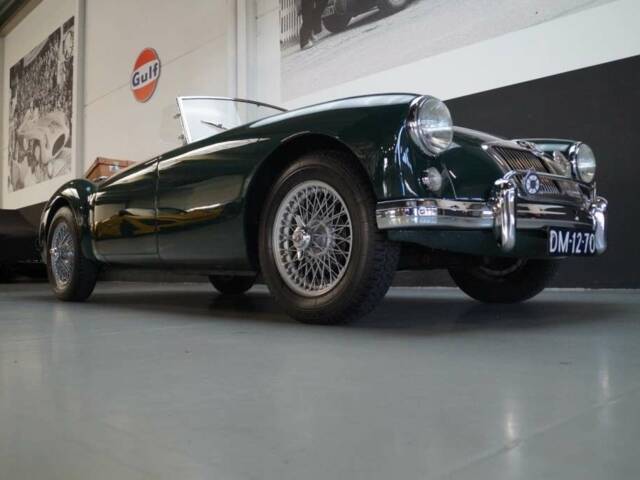 MG MGA 1500