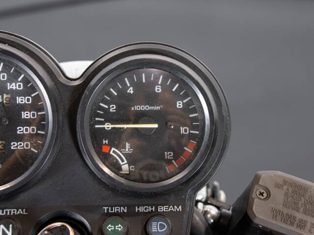 Honda CB 500E