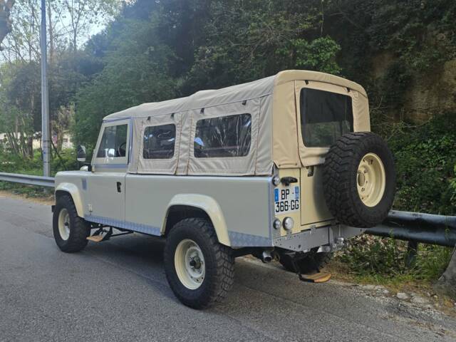 Land Rover 110