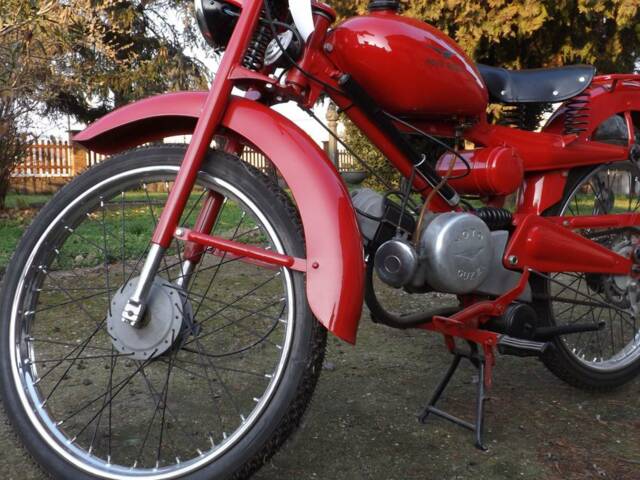 Moto Guzzi Motoleggera 65