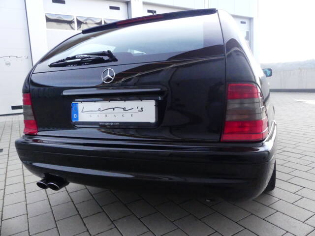 Mercedes-Benz C 43 AMG T