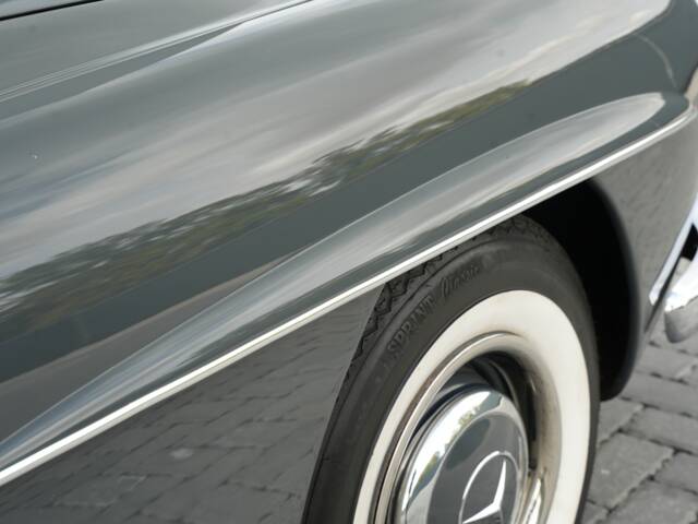 Mercedes-Benz 190 SL