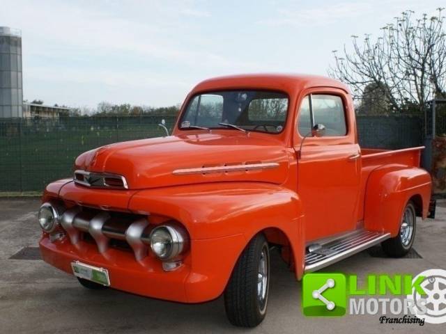 Image 1/9 of Ford F-1 (1951)