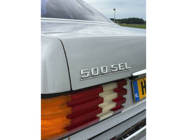 Mercedes-Benz 500 SEL