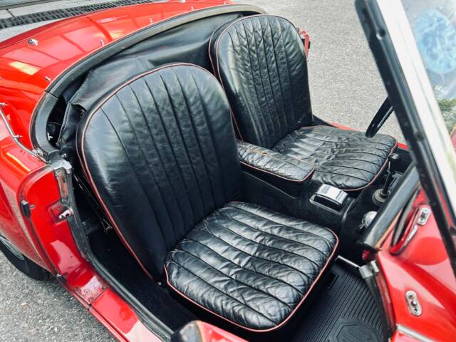 MG MGA 1600