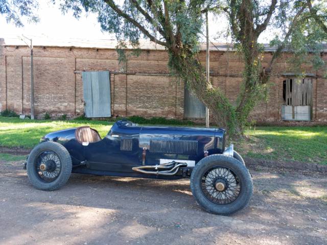 Graham-Paige Super 8 Racing