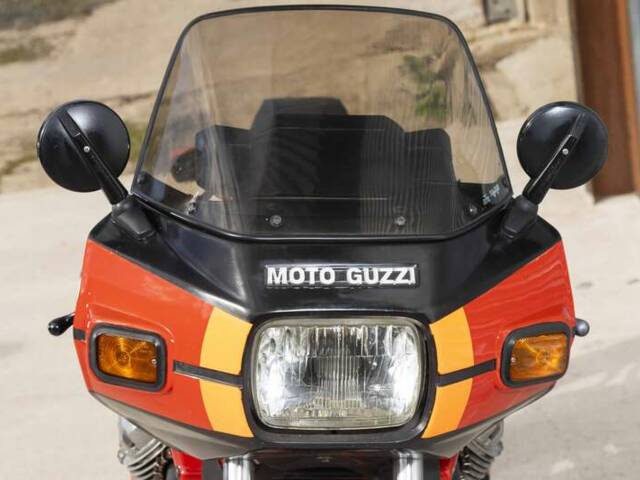 Moto Guzzi 850 LeMans II