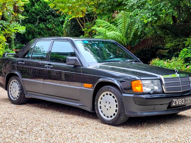 Mercedes-Benz 190 E 2.3-16