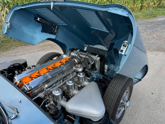 Jaguar E-Type 3.8 Flat Floor