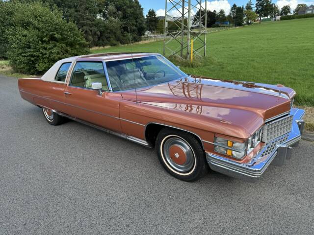 Cadillac Coupe DeVille