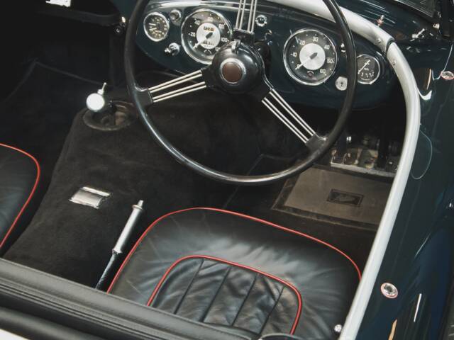 Austin-Healey 100/4 (BN2)