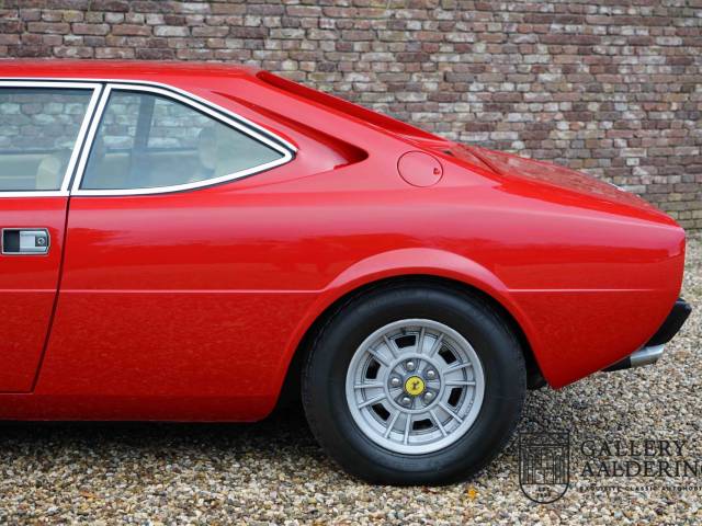 Ferrari Dino 308 GT4