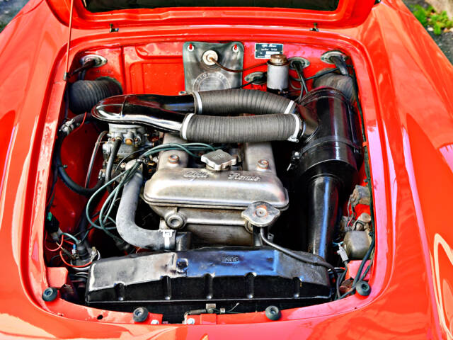 Alfa Romeo Giulia 1600 Spider