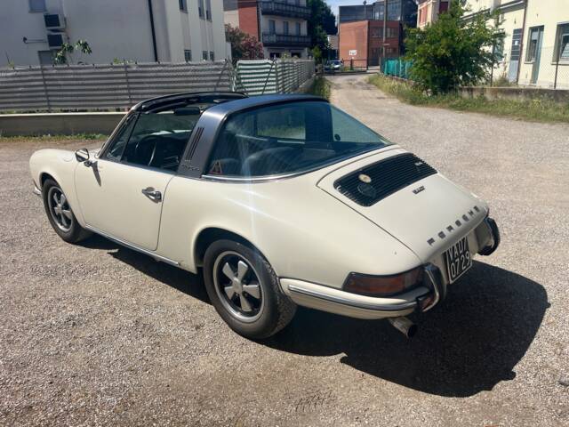 Porsche 911 2.4 T