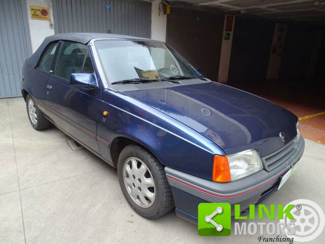 Image 1/10 of Opel Kadett 1,4i (1992)
