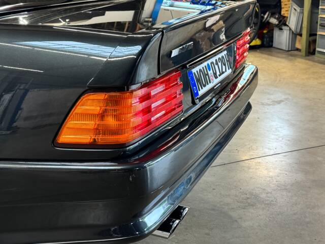 Mercedes-Benz 500 SL 6.0 AMG