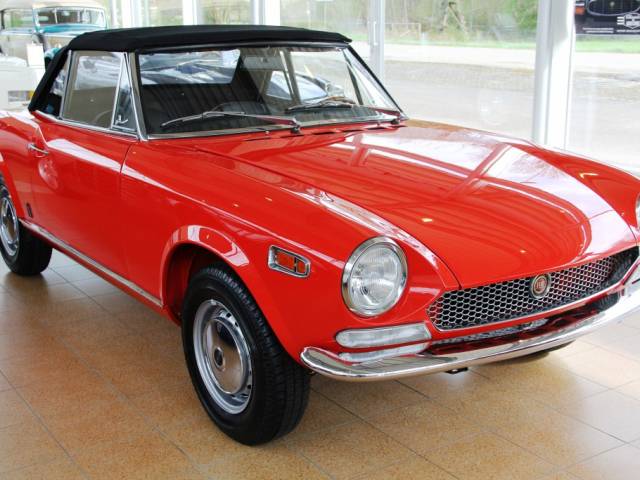 FIAT 124 Spider AS