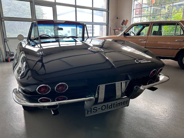 Chevrolet Corvette Sting Ray Convertible