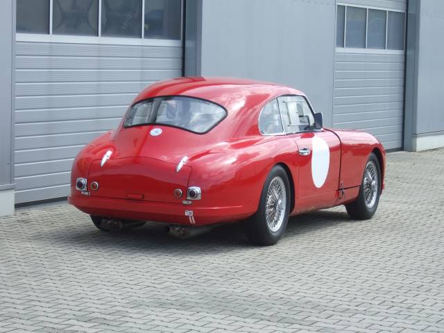 Aston Martin DB 2