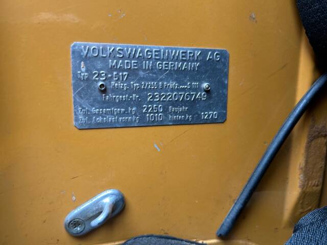 Volkswagen T2b Westfalia