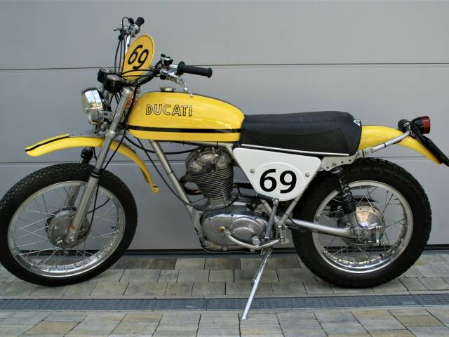 Ducati 450 R/T