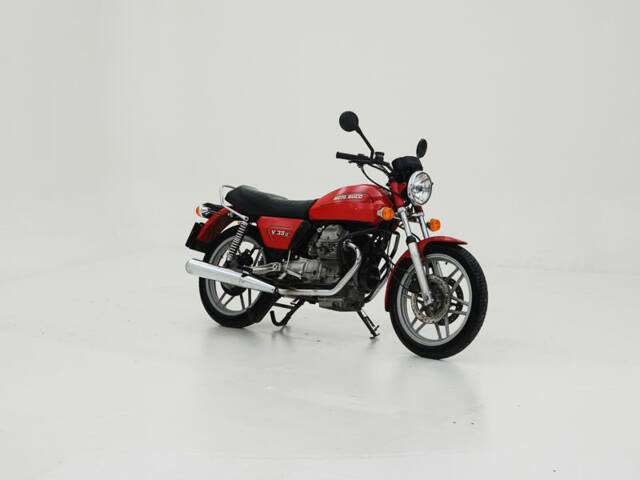 Moto Guzzi V 35 II