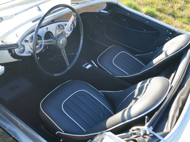 Austin-Healey 100/4 (BN2)