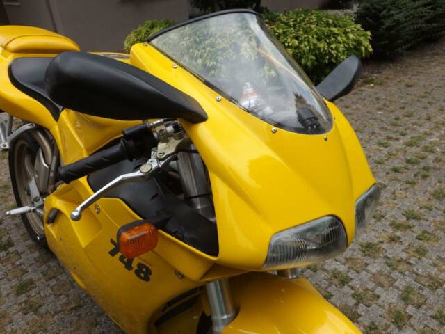 Ducati 748 Biposto