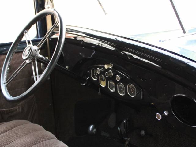 Peugeot 201
