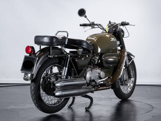 Moto Guzzi Nuovo Falcone