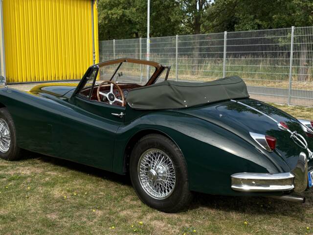 Jaguar XK 140 SE DHC