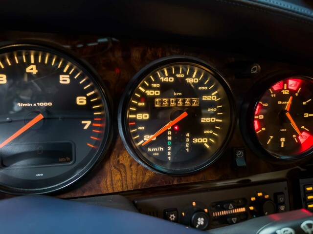 Porsche 911 Carrera