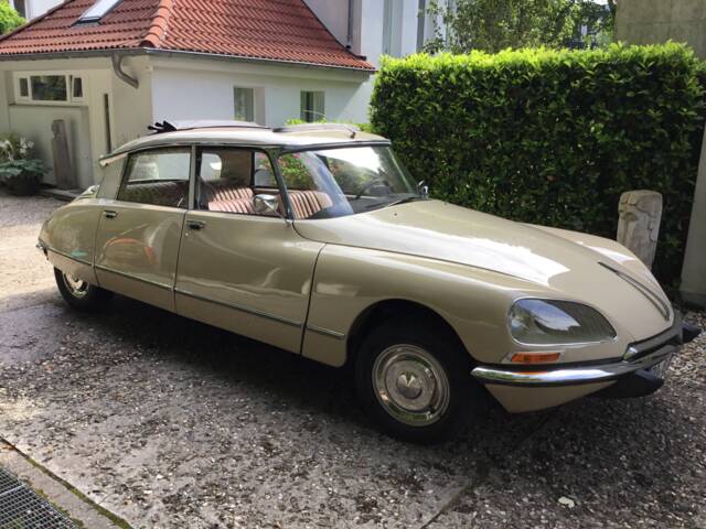 Image 1/82 of Citroën DS 20 (1974)