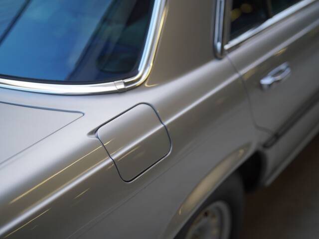 Mercedes-Benz 450 SEL 6,9