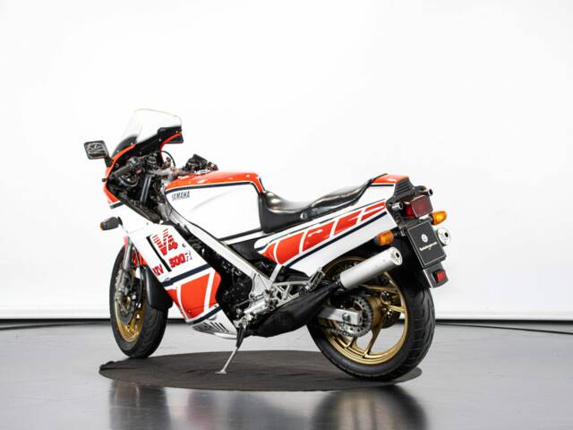 Yamaha RZV 500 R