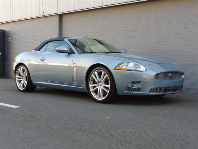 Image 1/8 of Jaguar XKR (2008)