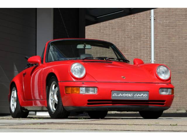 Porsche 911 Carrera 4