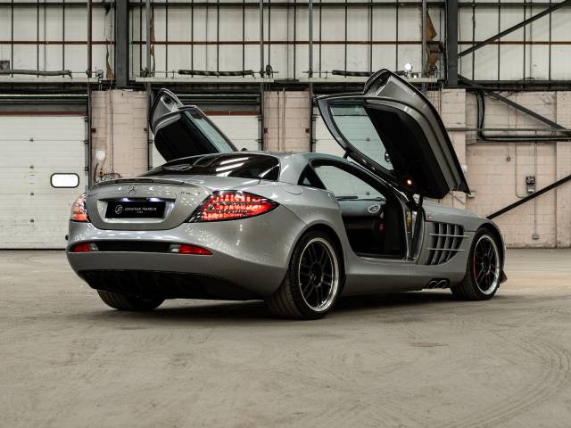 Mercedes-Benz SLR McLaren 722