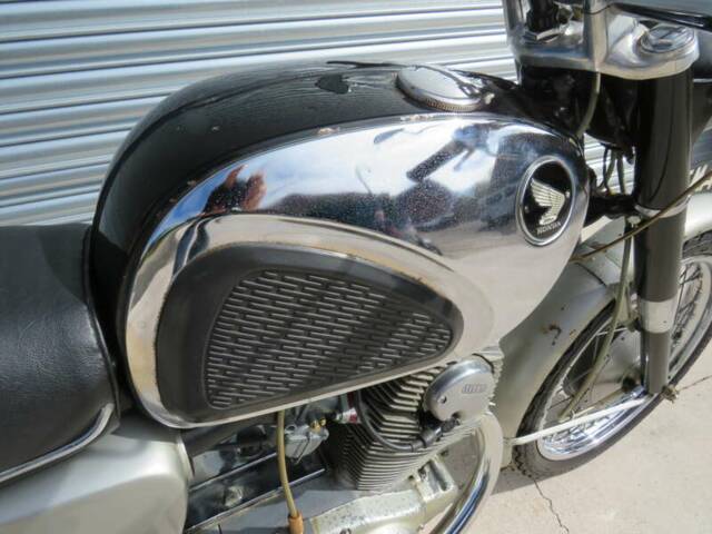 Honda CB 77